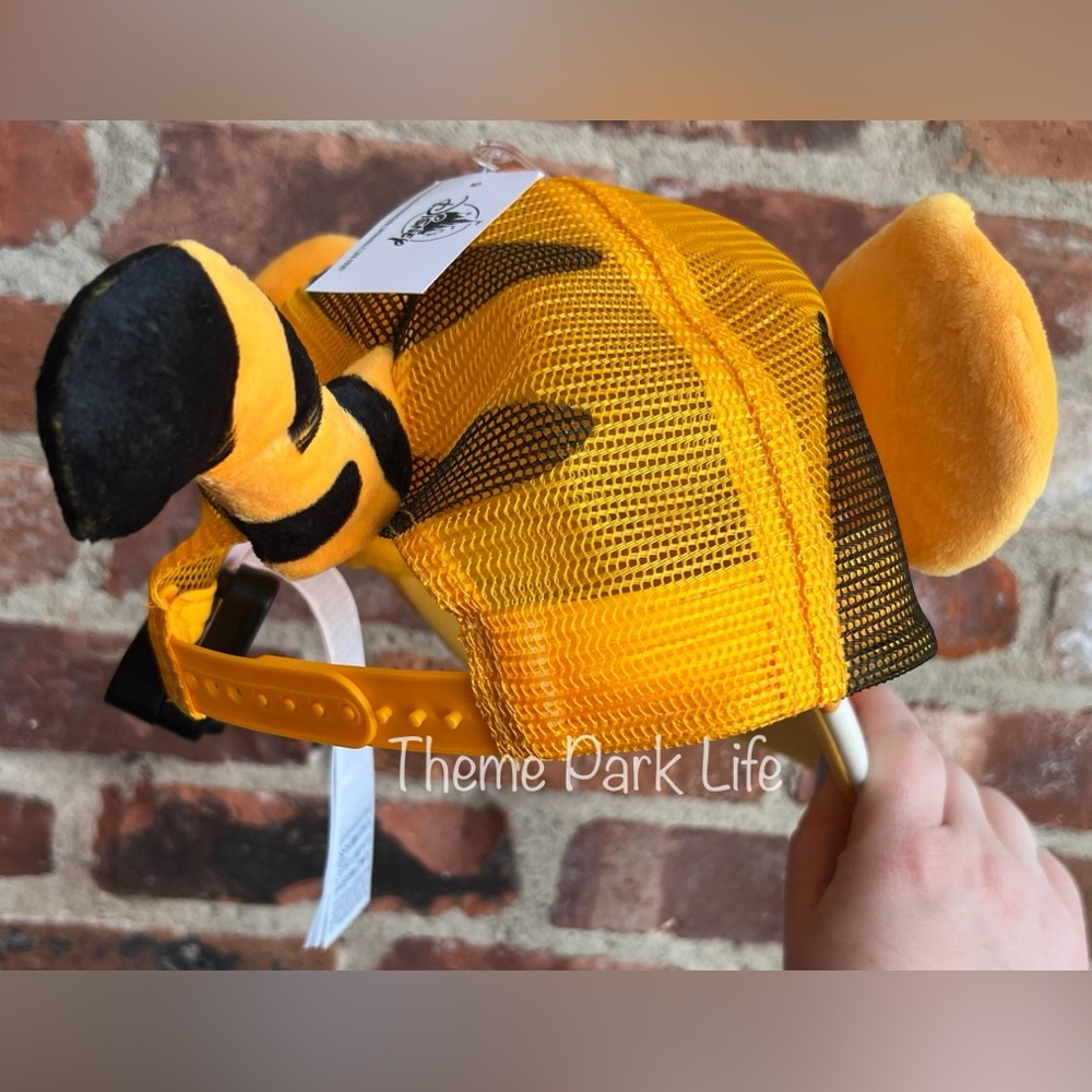 2025 Disney Parks Winnie the Pooh TIGGER Foam Mesh Adult Baseball Hat NEW - Picture 2 of 2